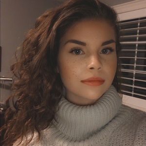 Meet your Posher, Aqui